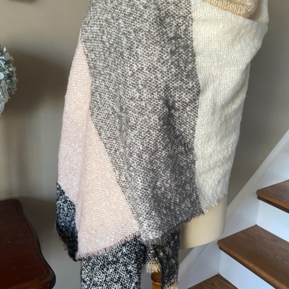Oversized Blanket Grey, Pink, Tan and Black Scarf - Picture 2 of 8